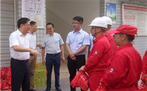 铜梁区区委书记、区长慰问公司一线员工